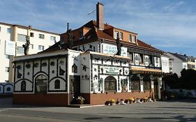 Central Hotel